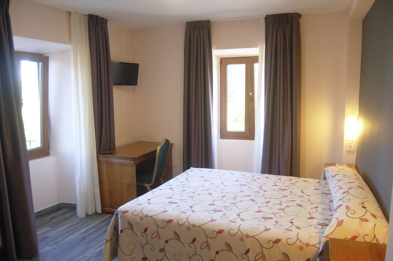 Hotel Lupa San Juan de Pinera Zewnętrze zdjęcie