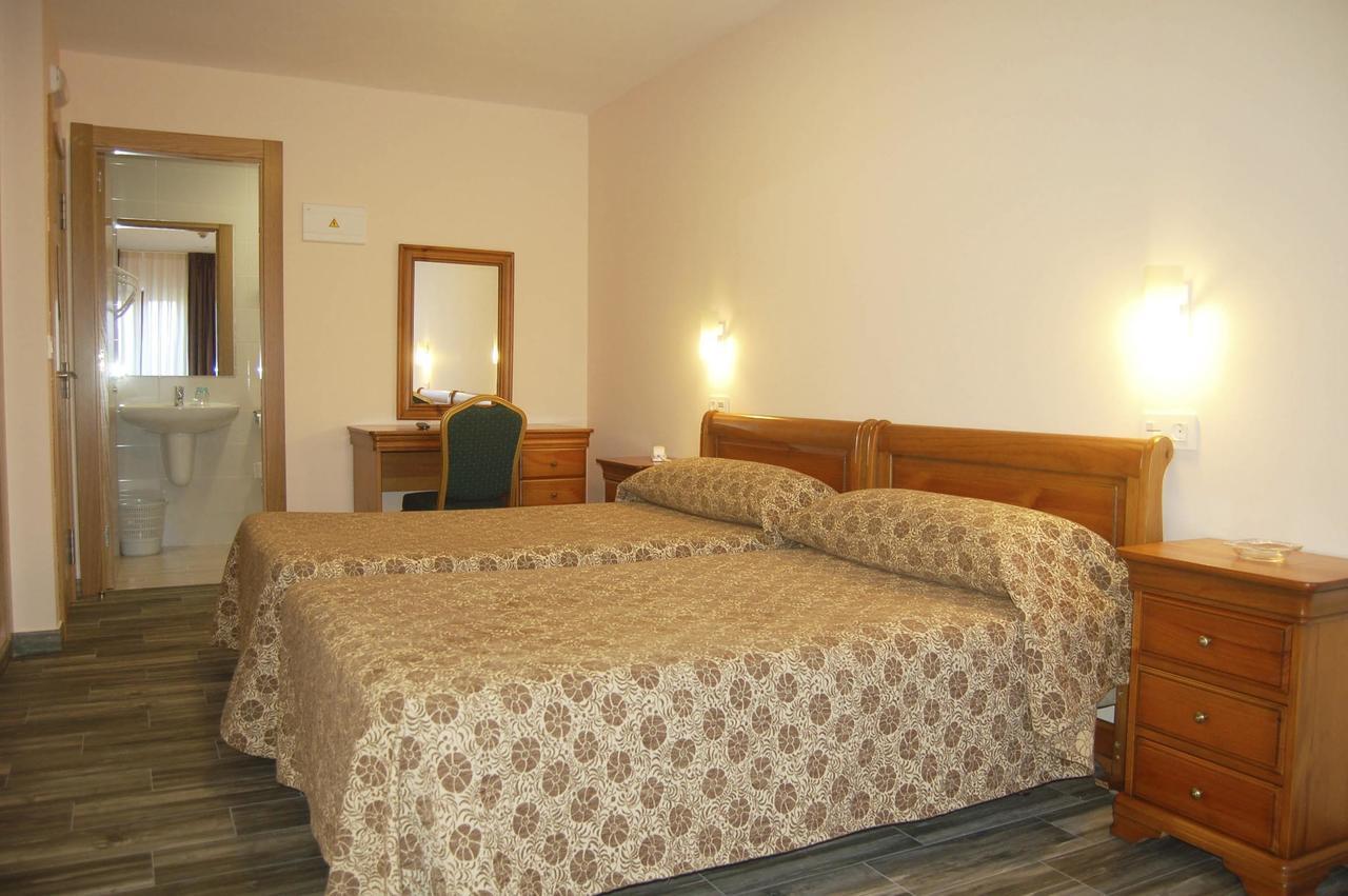 Hotel Lupa San Juan de Pinera Zewnętrze zdjęcie